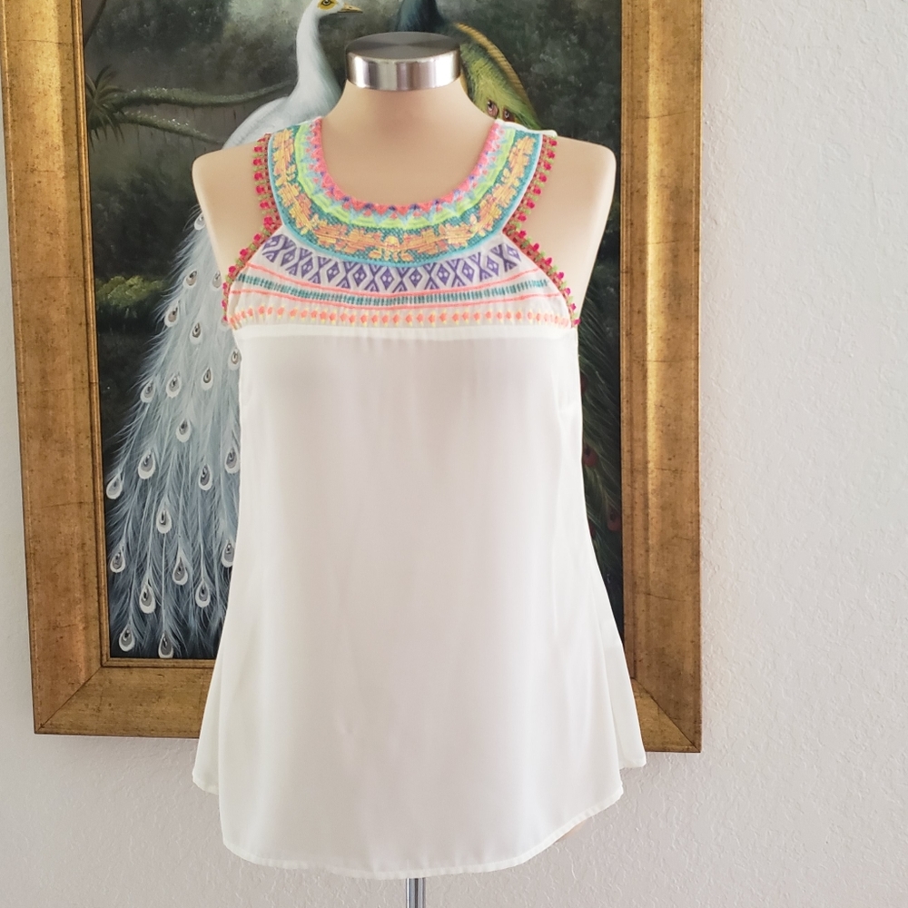 LULUMARI | Sleeveless Top